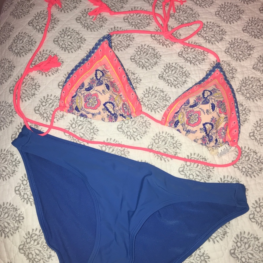 Swim suit